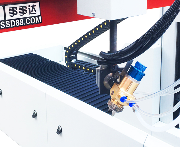 自動噴漆機SSD-F1產(chǎn)品介紹1.jpg 自動噴漆機SSD-F1產(chǎn)品介紹1.jpg