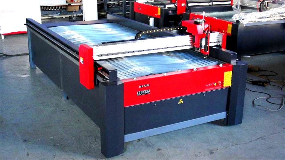 廣告用自動切割機(jī).jpg 廣告用自動切割機(jī).jpg